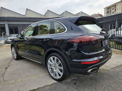 Porsche Cayenne 3.0 Diesel Platinum Edition (6)