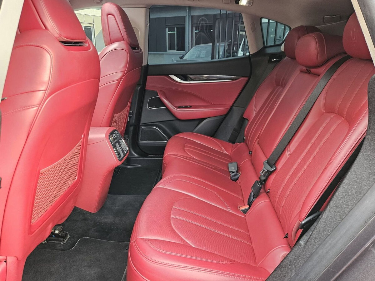 Maserati Levante Levante V6 430 CV AWD S (9)