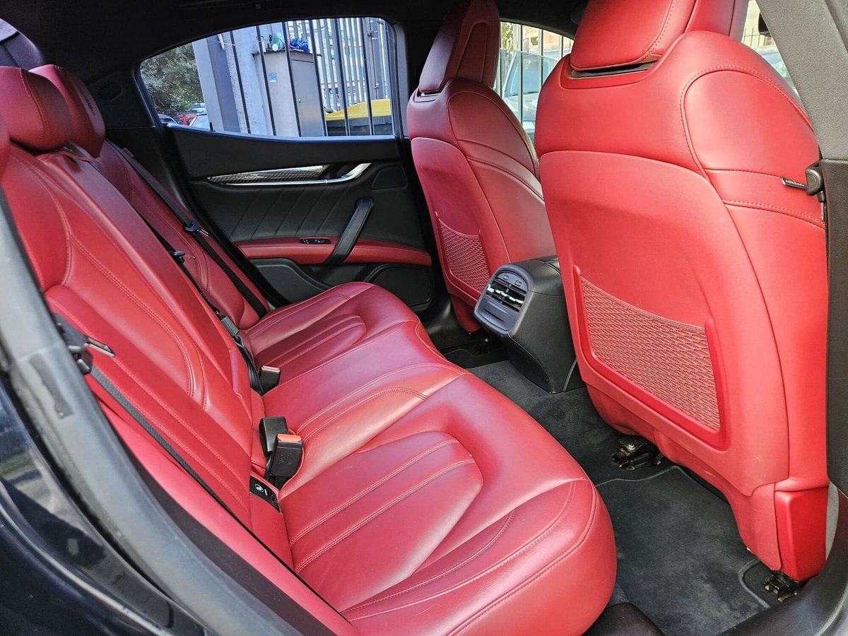 Maserati Ghibli Ghibli V6 Diesel Gransport (12)