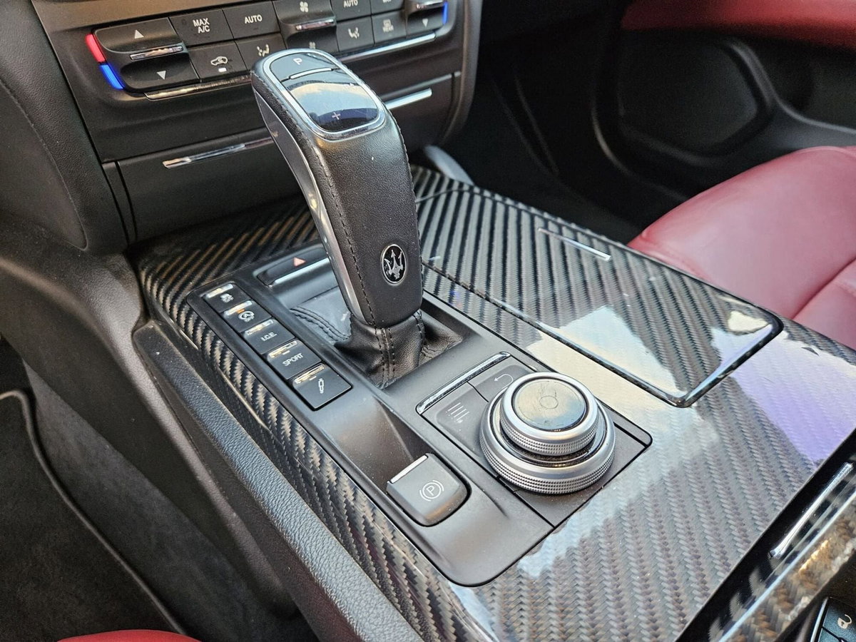 Maserati Ghibli Ghibli V6 Diesel Gransport (14)