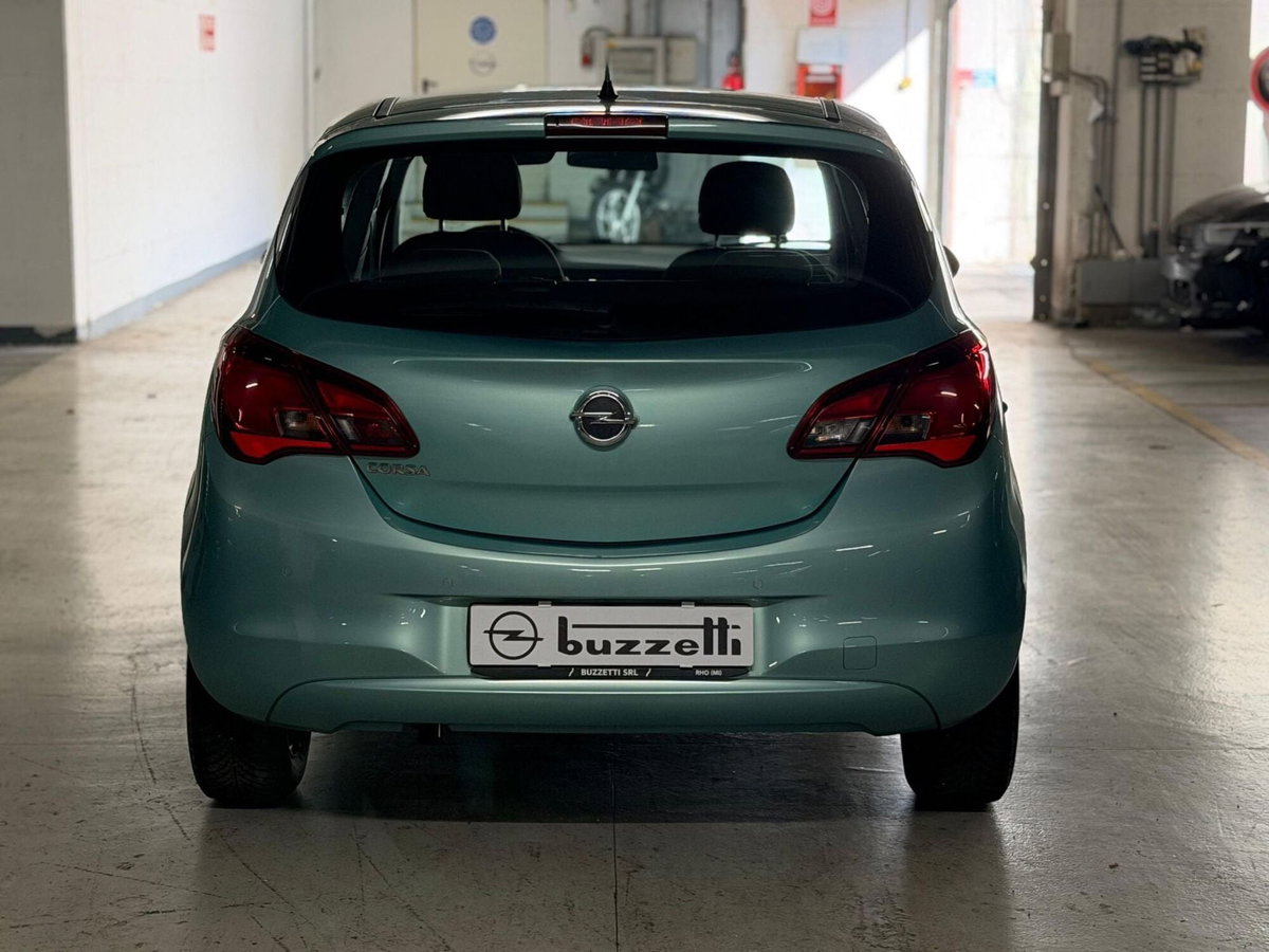 Opel Corsa 1.2 5 porte Cosmo (5)
