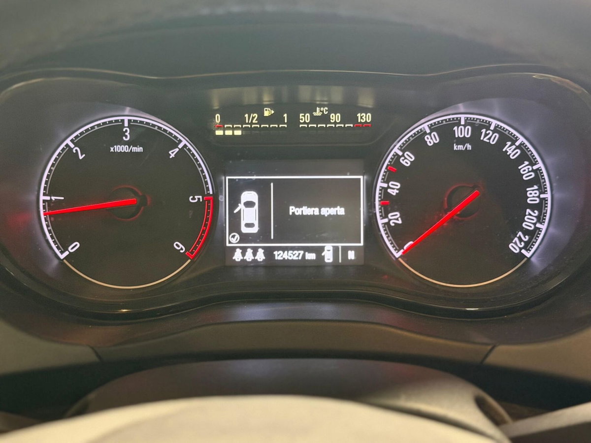 Opel Corsa 1.3 CDTI 95CV F.AP. 5 porte Cosmo (8)