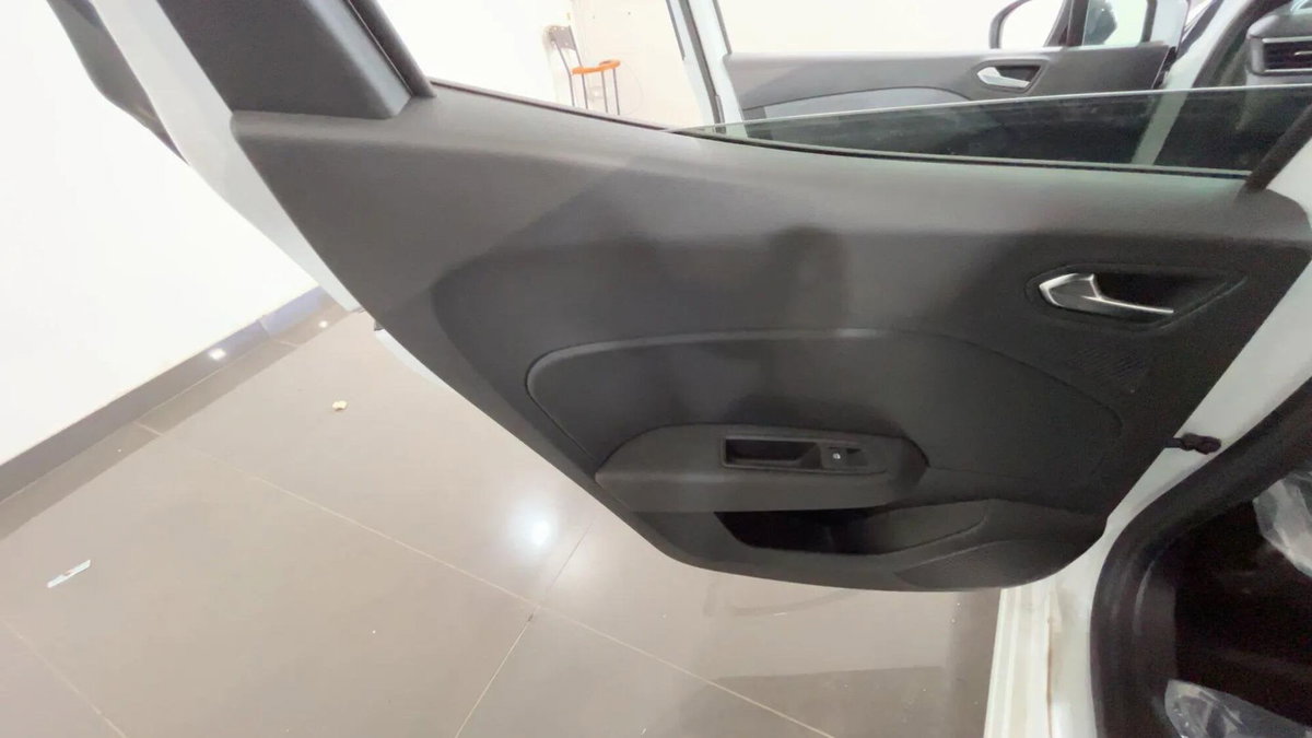 Renault Clio 1.0 eco-g Techno 100cv (14)