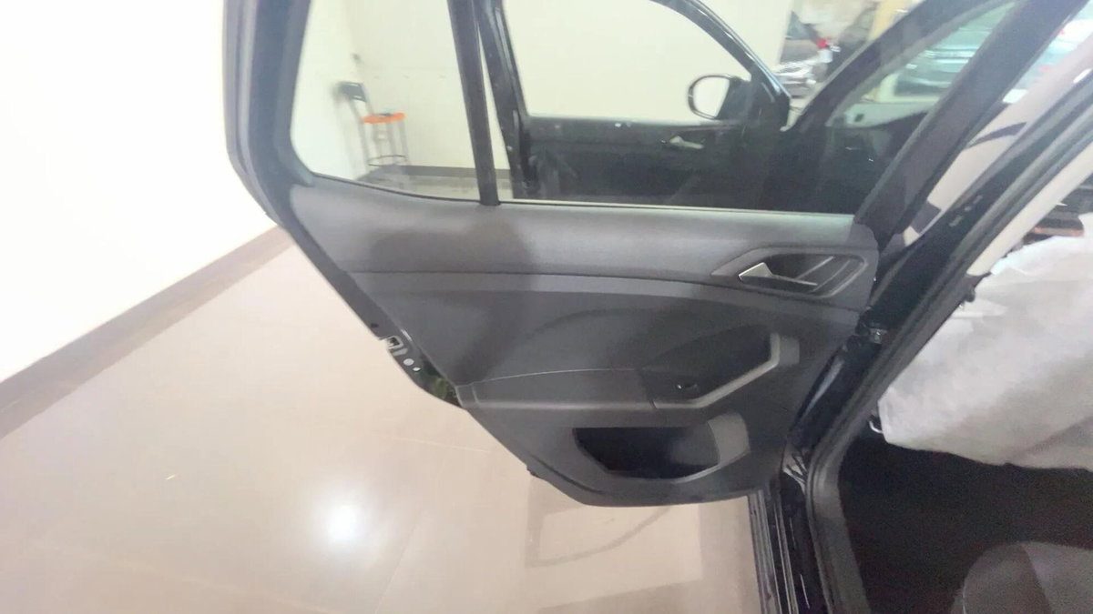 Volkswagen T-Cross 1.0 tsi Edition 115cv dsg (15)