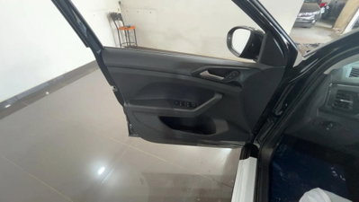 Volkswagen T-Cross 1.0 tsi Edition 115cv dsg (16)