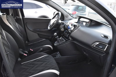 Lancia Ypsilon 1.2 69 CV 5 porte GPL Ecochic Gold (15)