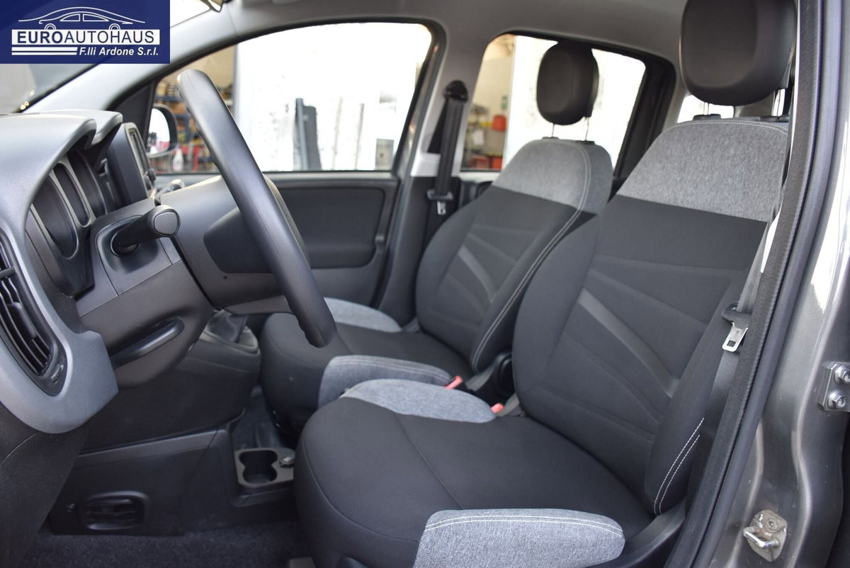 Fiat Panda 1.0 FireFly S&S Hybrid City Cross (5)