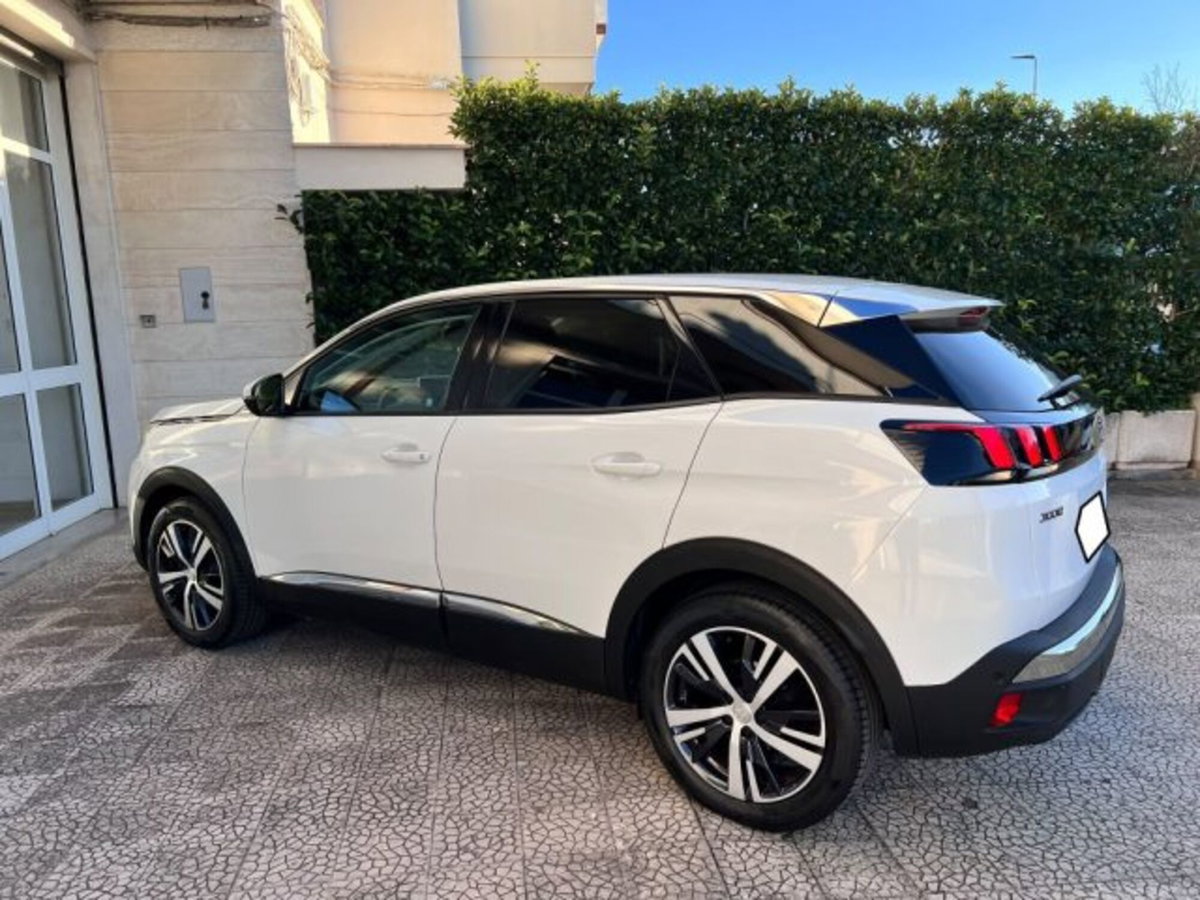 Peugeot 3008 BlueHDi 120 EAT6 S&S Allure (6)