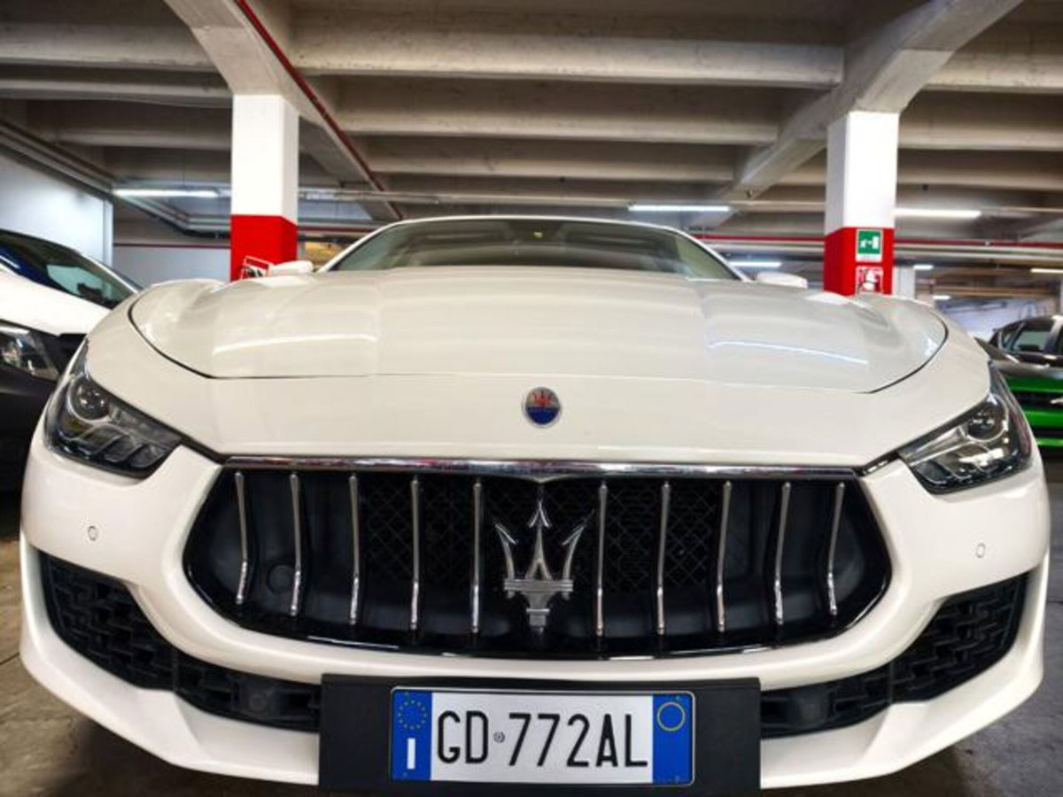 Maserati Ghibli Ghibli V6 Diesel (2)