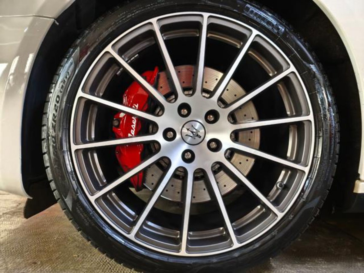 Maserati Ghibli Ghibli V6 Diesel (6)