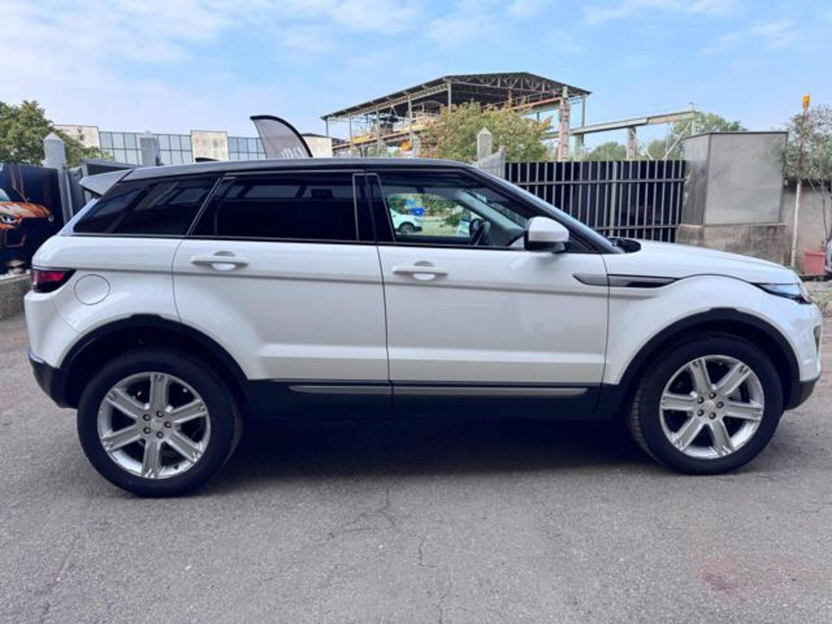 Land Rover Range Rover Evoque 2.0 TD4 150 CV 5p. HSE Dynamic (6)