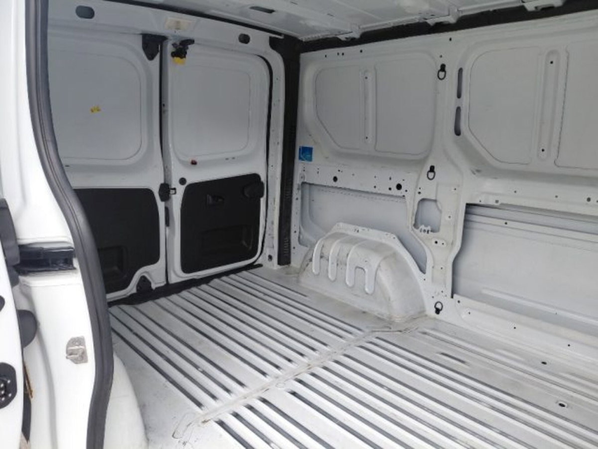 Renault Trafic Furgone BluedCi 110CV PC-TN Intens (7)