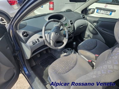 Toyota Yaris 16V cat 3 porte (4)