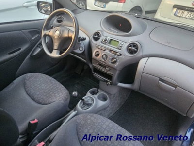 Toyota Yaris 16V cat 3 porte Sol (15)