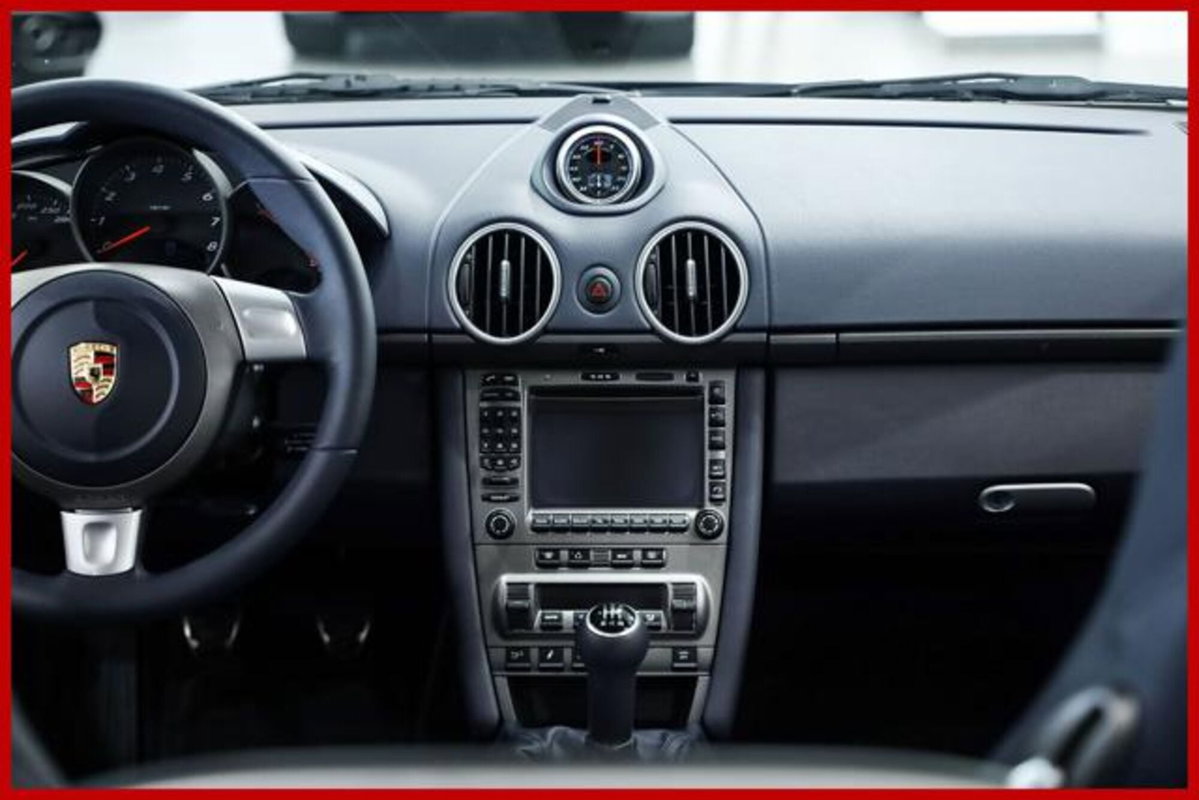 Porsche Cayman 2.7 (14)