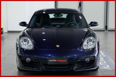 Porsche Cayman 2.7 (2)