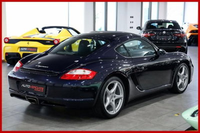 Porsche Cayman 2.7 (7)