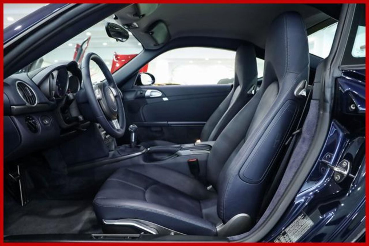 Porsche Cayman 2.7 (9)