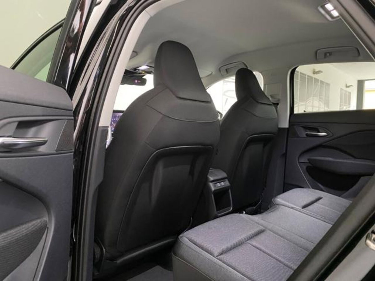 Audi Q3 Sportback 35 TDI S line edition (10)