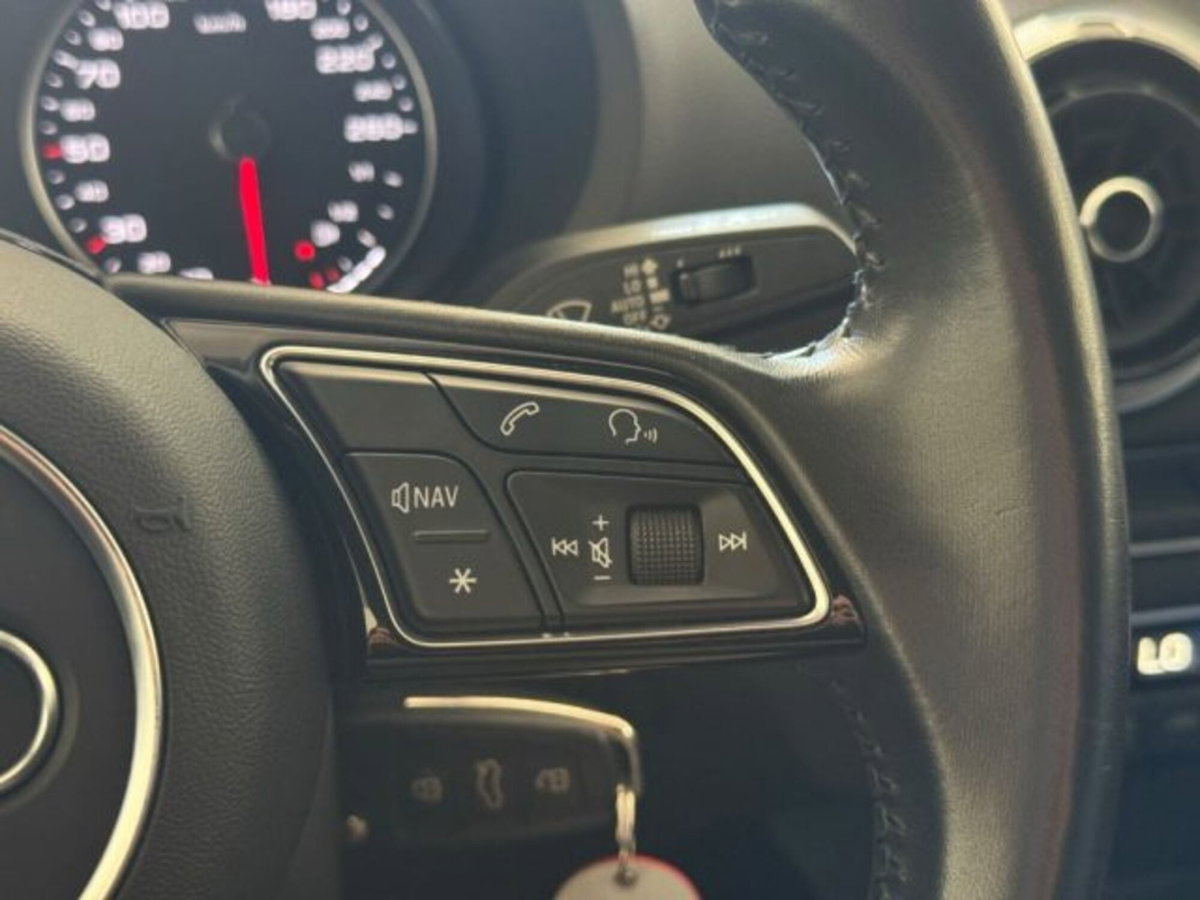 Audi A3 Sportback 30 TDI S tronic Sport (16)