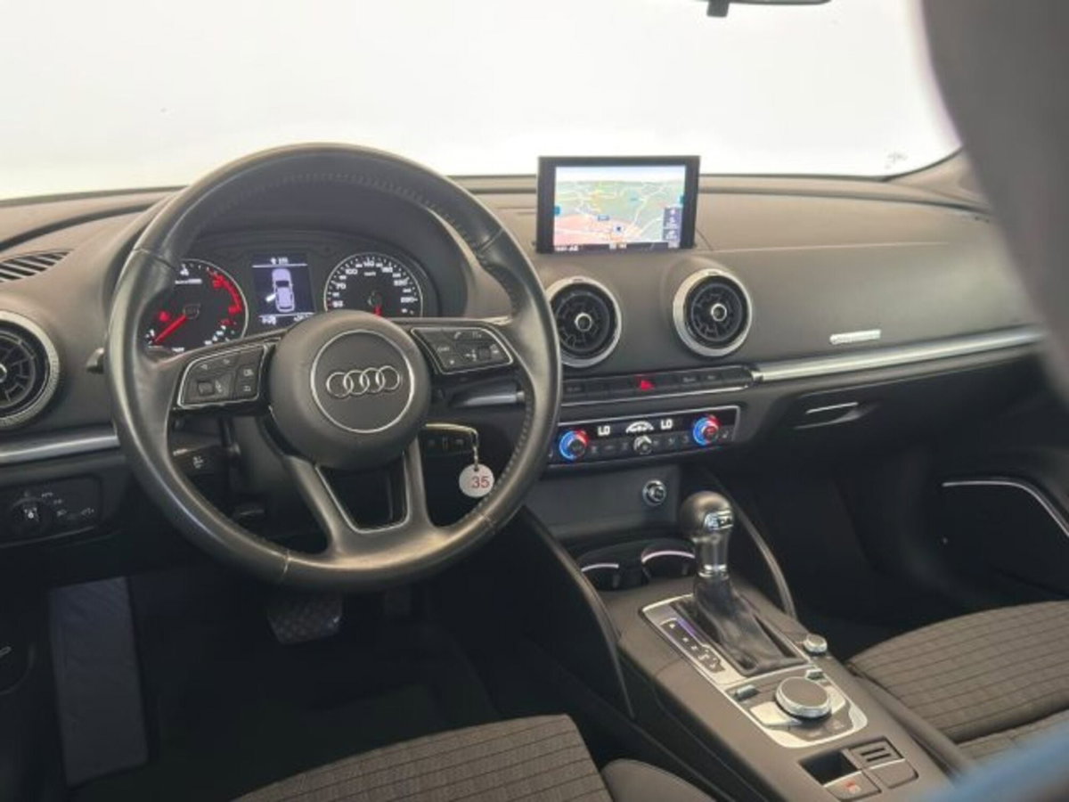 Audi A3 Sportback 30 TDI S tronic Sport (9)