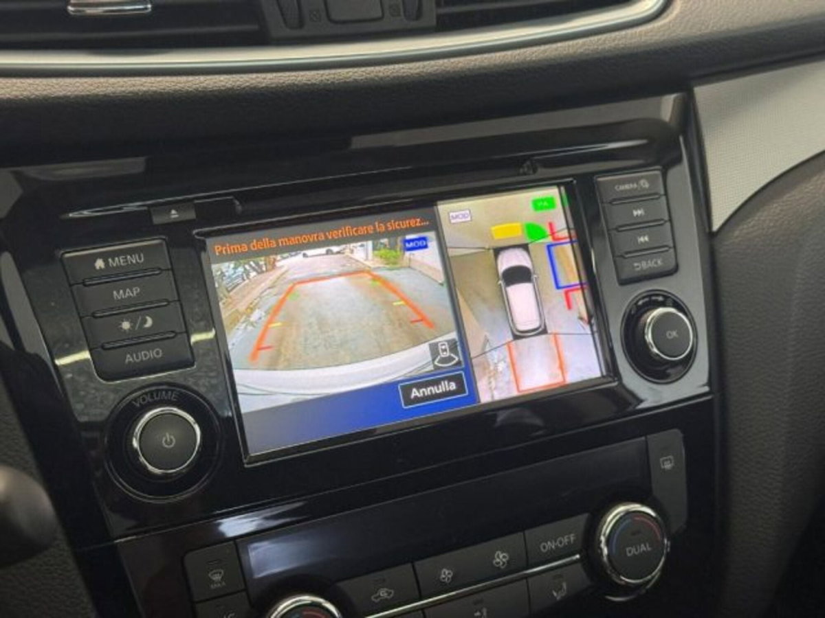 Nissan Qashqai 1.3 DIG-T 140 CV N-Connecta (12)