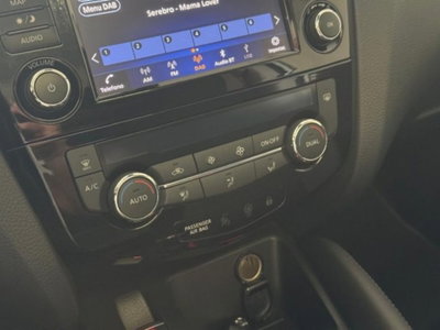 Nissan Qashqai 1.3 DIG-T 140 CV N-Connecta (17)