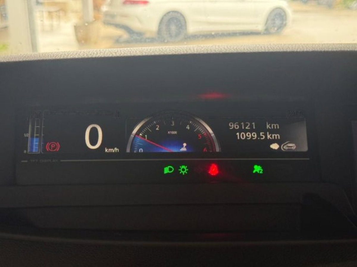 Renault Scenic E-Tech Electric 1.5 dCi 110CV Live (14)