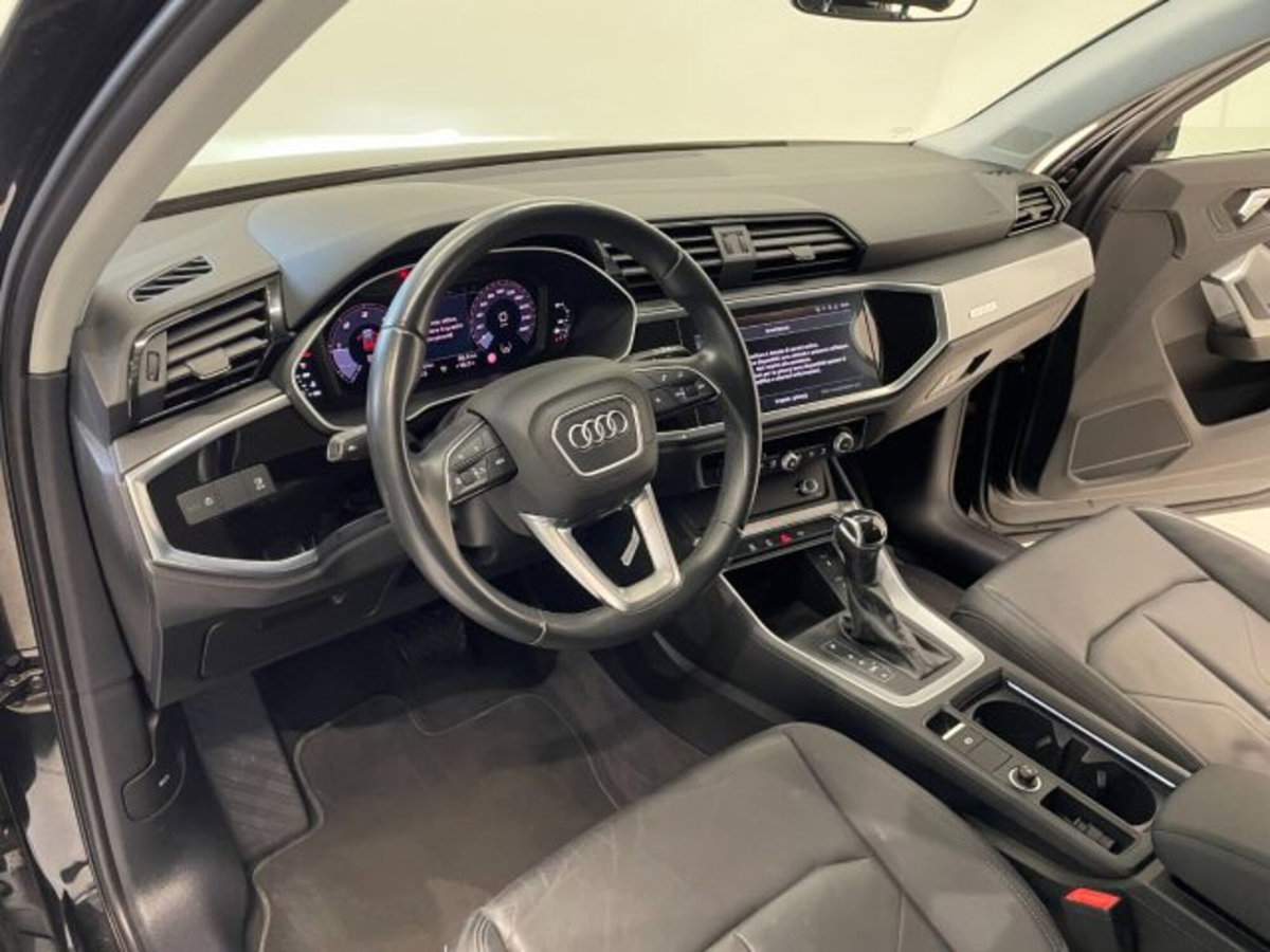 Audi Q3 35 TDI quattro S tronic Business Advanced (15)