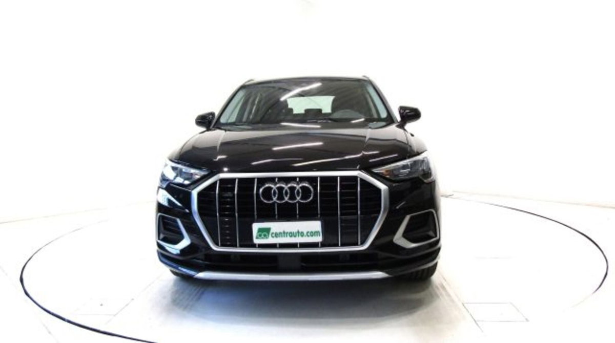 Audi Q3 35 TDI quattro S tronic Business Advanced (2)