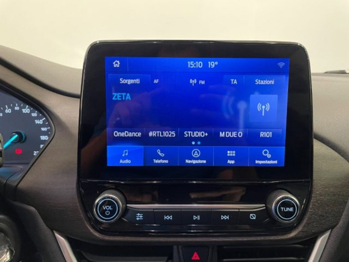 Ford Puma 1.0 EcoBoost Hybrid 125 CV S&S aut. Titanium Design (19)