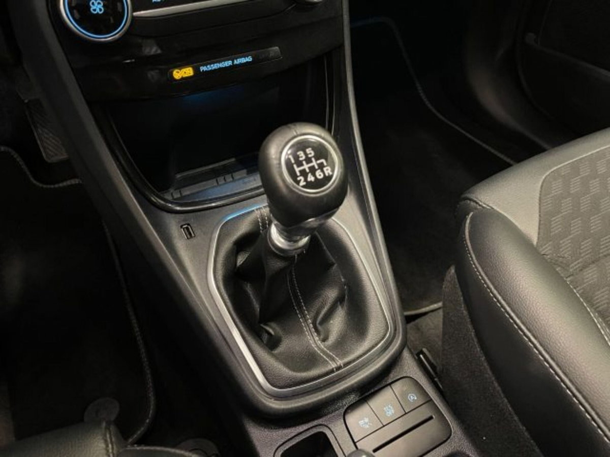 Ford Puma 1.0 EcoBoost Hybrid 125 CV S&S aut. Titanium Design (8)
