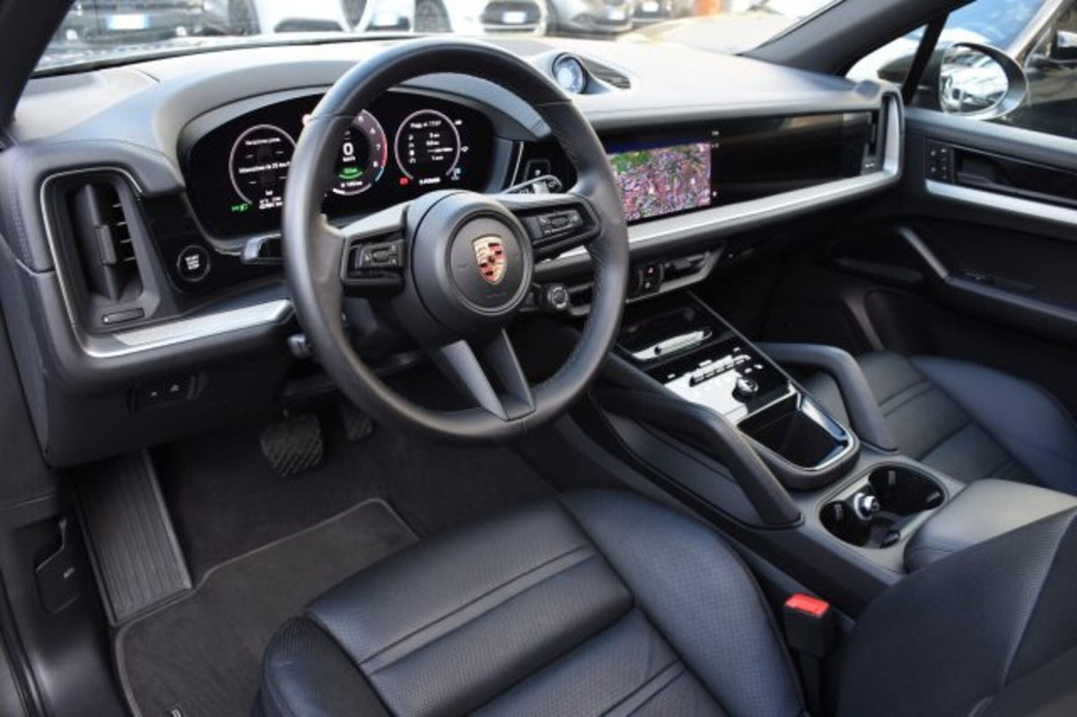 Porsche Cayenne 3.0 V6 E-Hybrid (7)