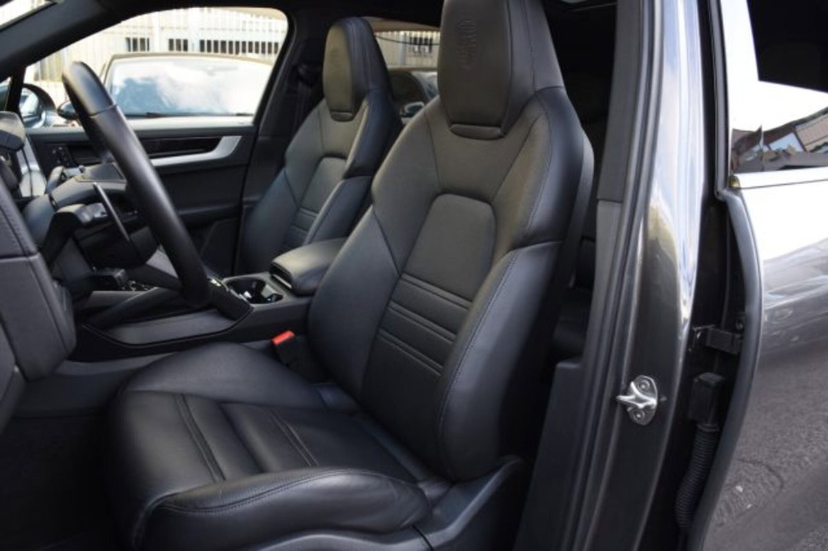 Porsche Cayenne 3.0 V6 E-Hybrid (8)