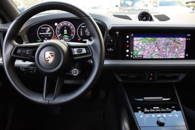 Porsche Cayenne 3.0 V6 E-Hybrid (9)