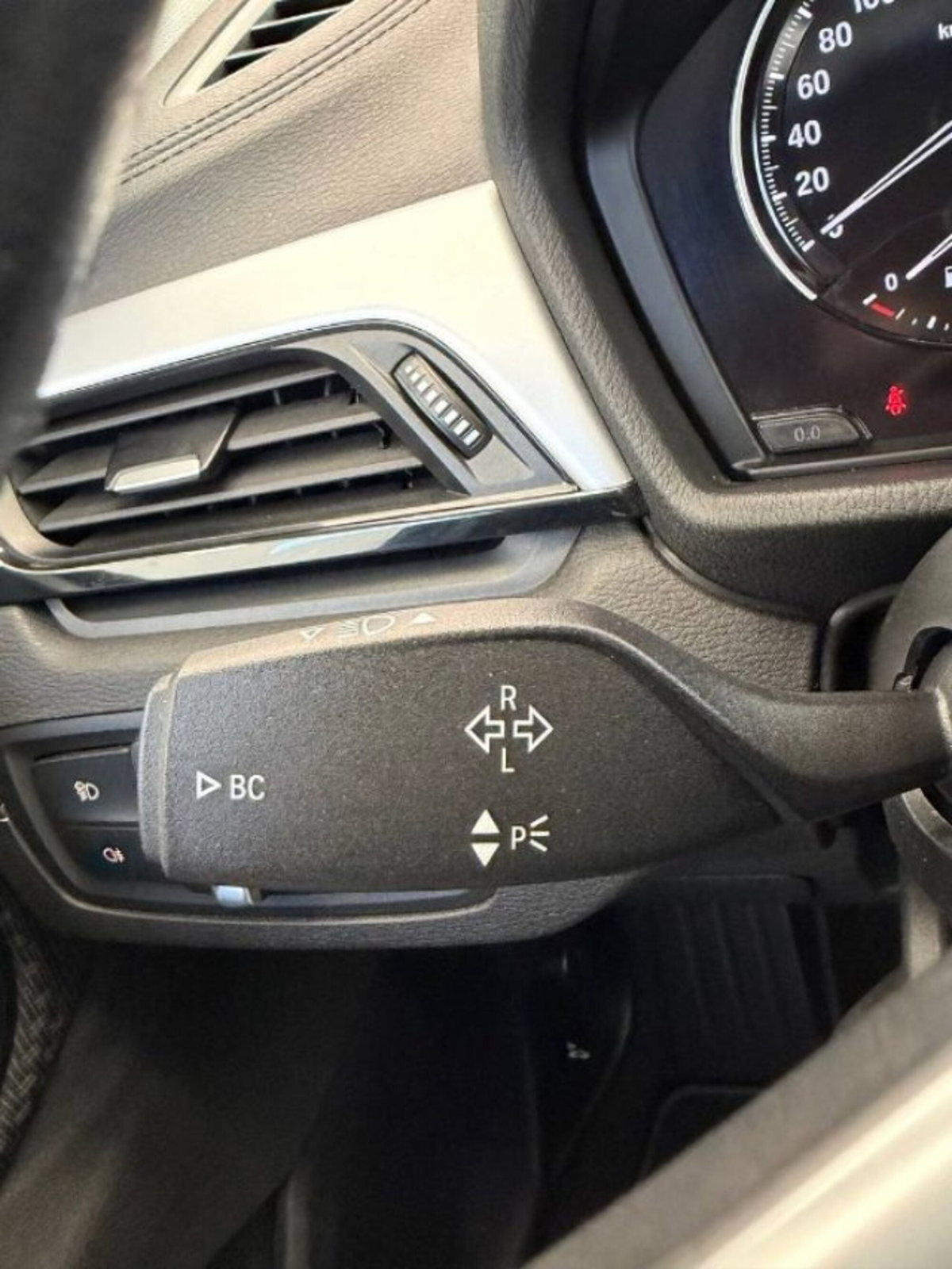 BMW X2 sDrive18d Advantage (19)