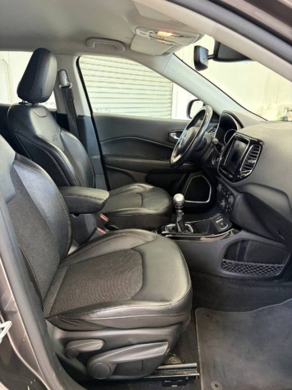 Jeep Compass 1.6 Multijet II 2WD Limited (16)