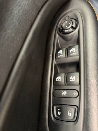 Jeep Compass 1.6 Multijet II 2WD Limited (17)