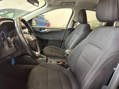 Ford Kuga 1.5 EcoBoost 150 CV 2WD Titanium X (13)