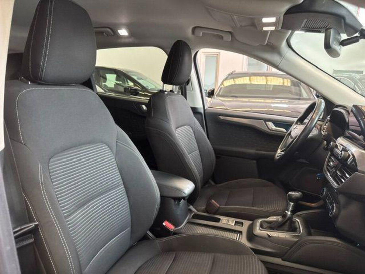 Ford Kuga 1.5 EcoBoost 150 CV 2WD Titanium X (15)