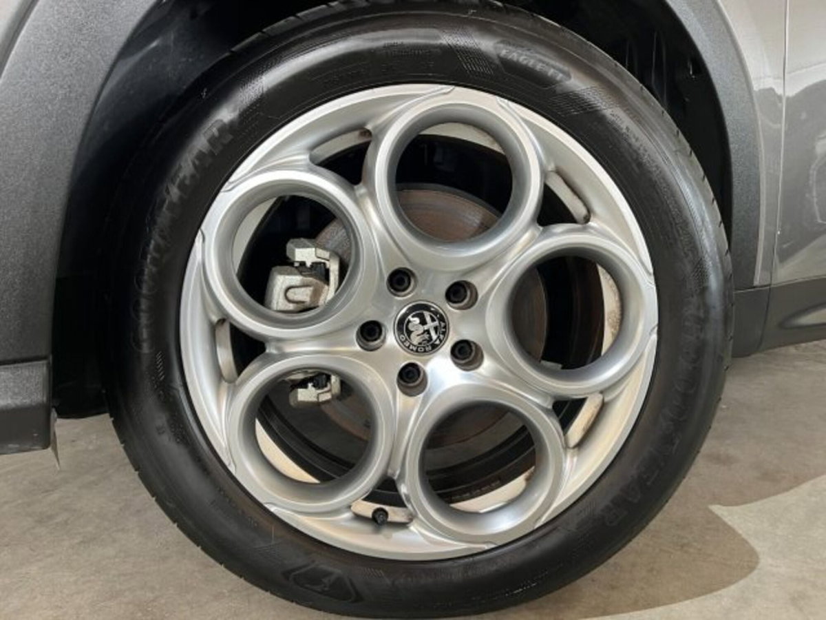 Alfa Romeo Tonale 1.5 hybrid Sprint 130cv tct7 (8)