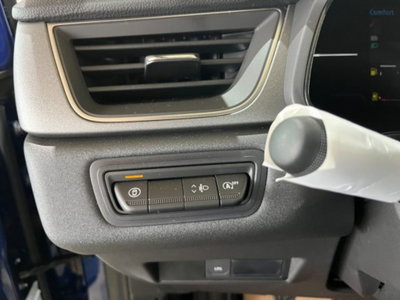 Renault Captur 1.2 eco-g Techno 120cv (18)