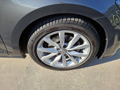 Volkswagen Golf Variant Alltrack 2.0 TDI DSG 4MOTION Executive BMT (6)