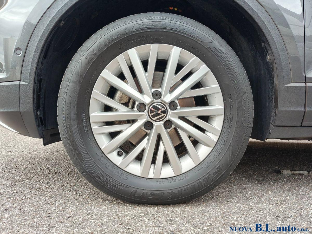 Volkswagen T-Roc 1.5 tsi Style dsg (11)