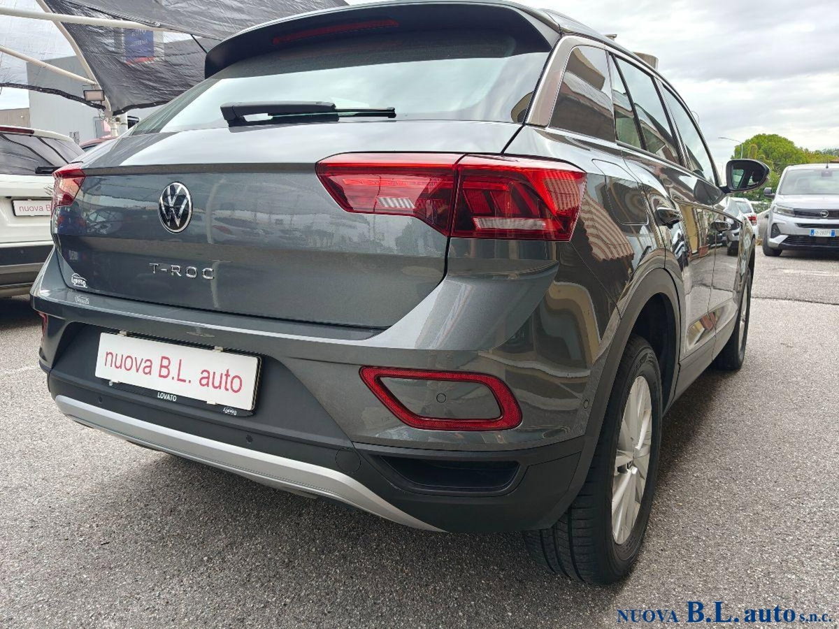 Volkswagen T-Roc 1.5 tsi Style dsg (3)