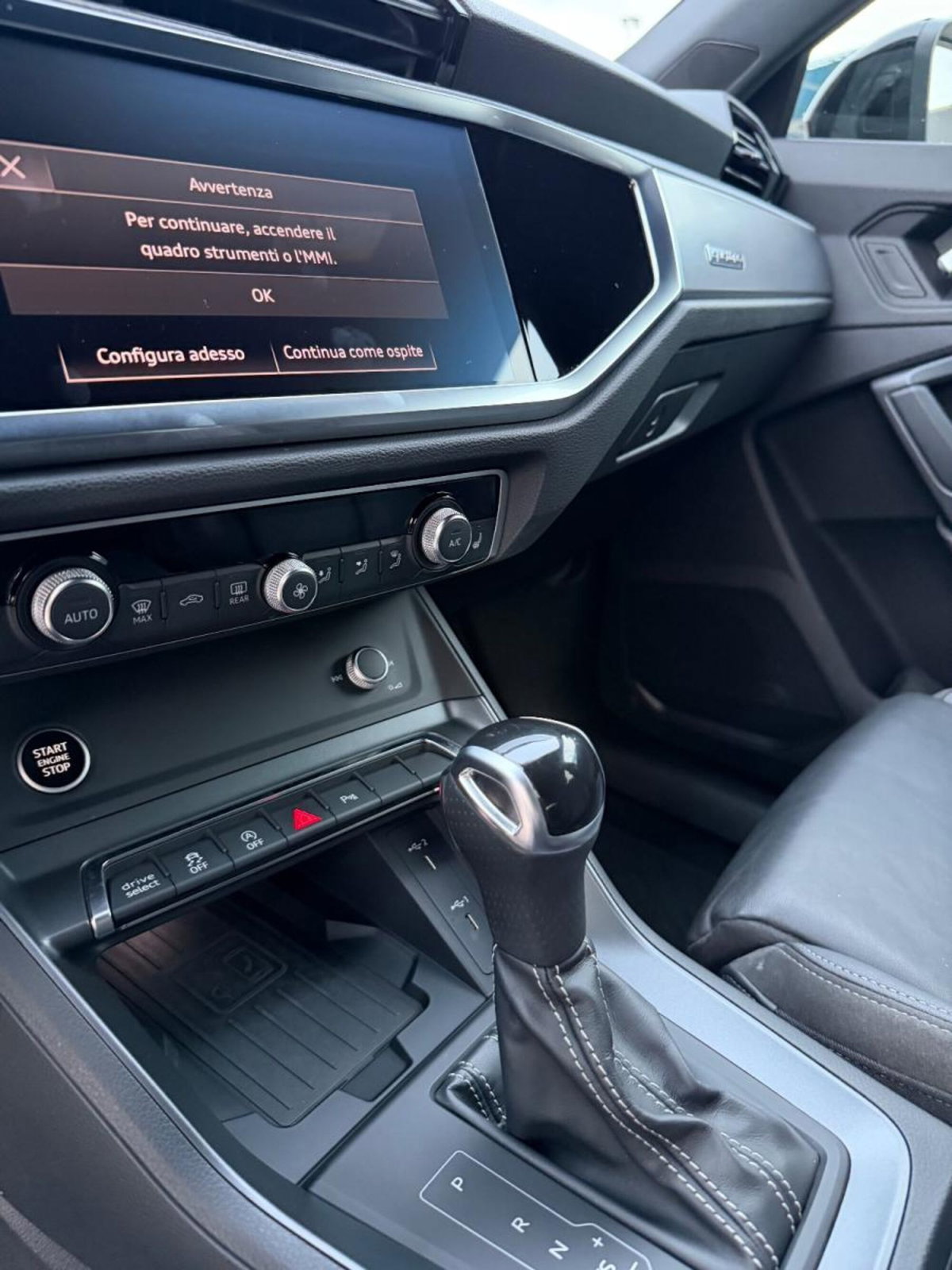 Audi Q3 Sportback 35 TDI S line edition (15)