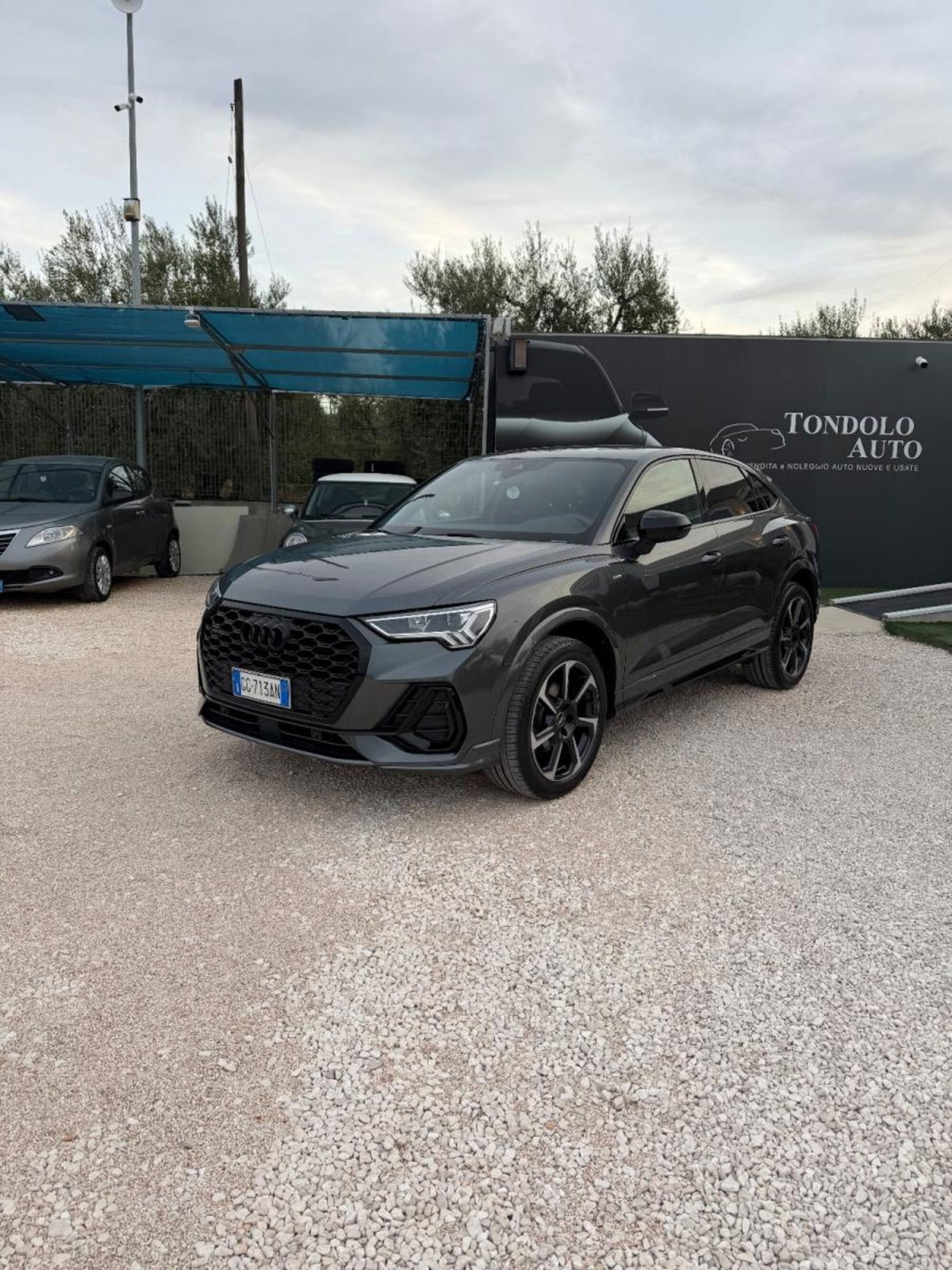 Audi Q3 Sportback 35 TDI S line edition (2)