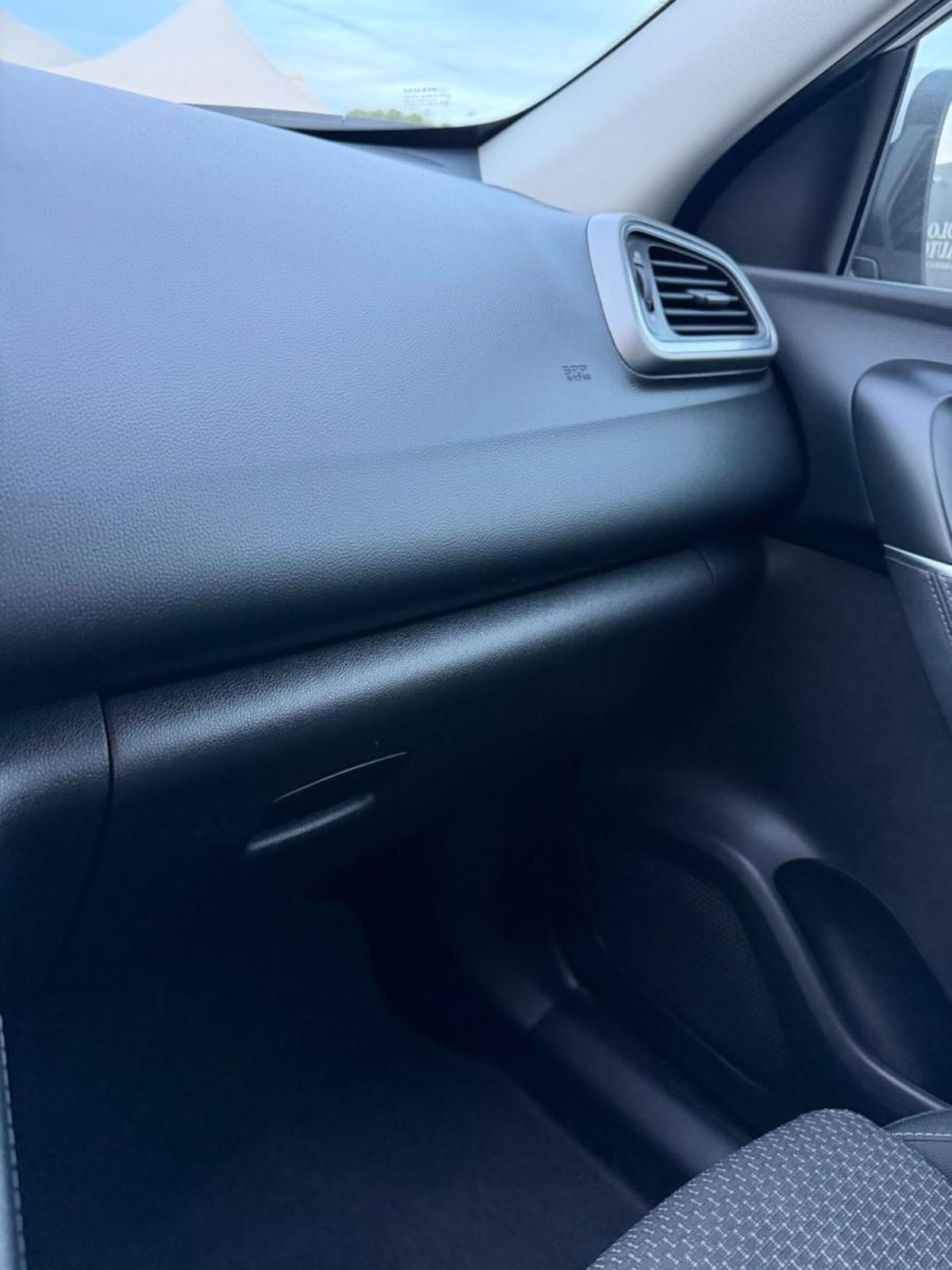 Renault Kadjar 8V 110CV Energy Hypnotic (14)
