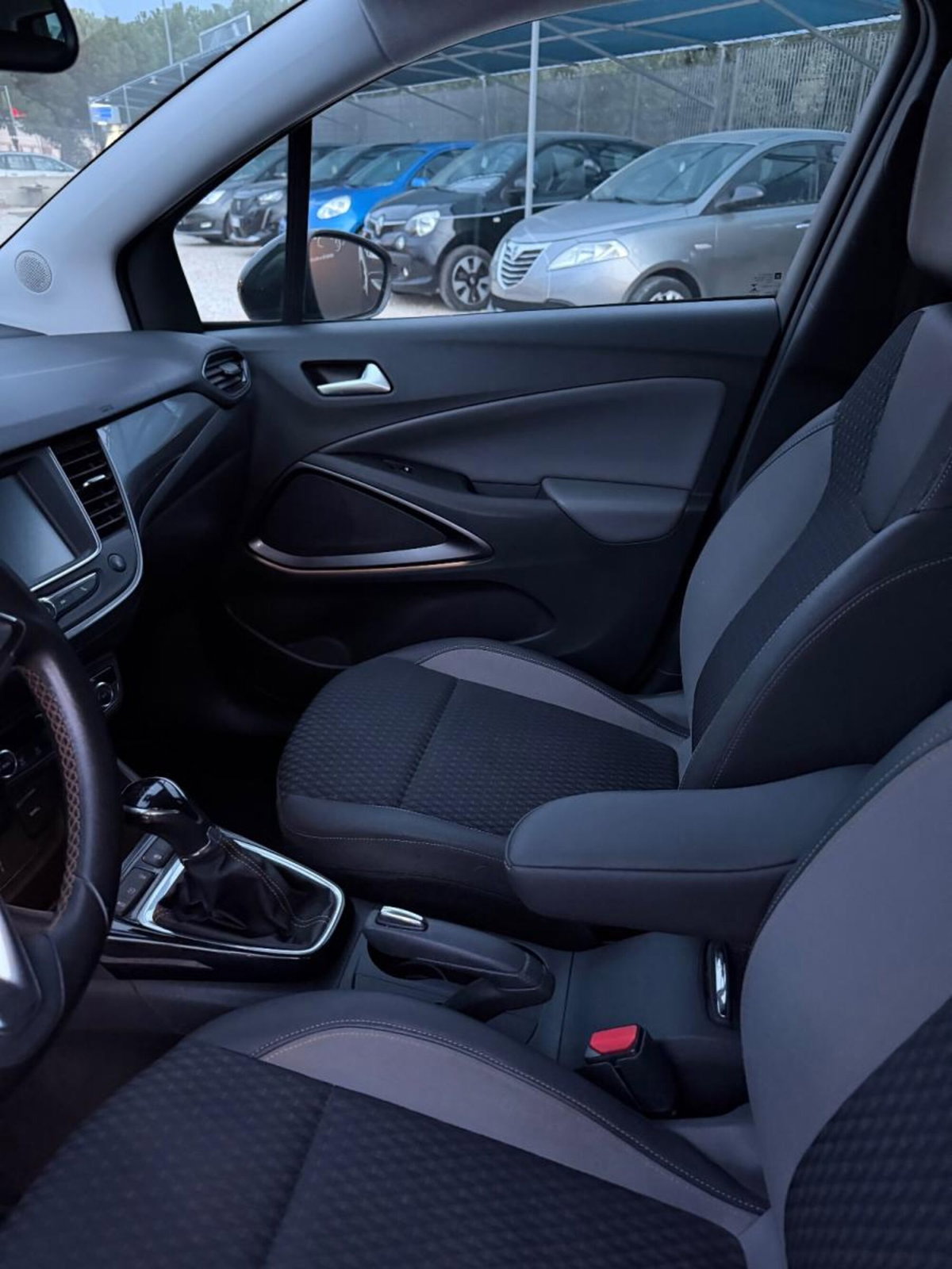 Opel Crossland 1.5 ecotec Ultimate 110cv (10)