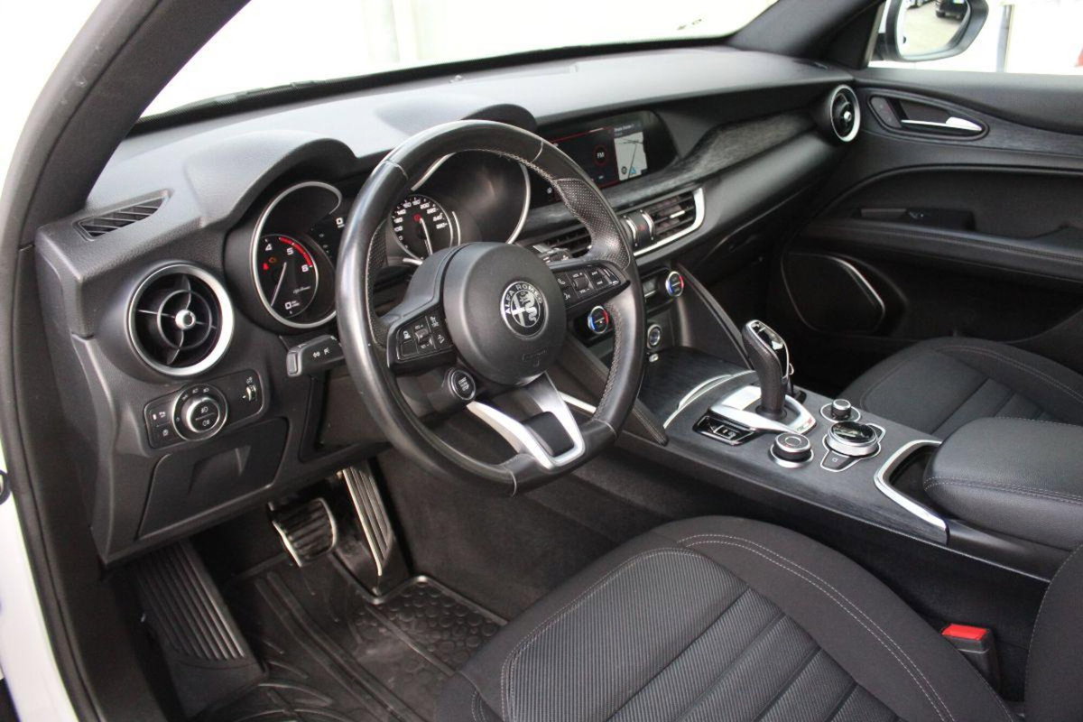Alfa Romeo Stelvio Stelvio 2.2 Turbodiesel 190 CV AT8 Q4 Ti (11)